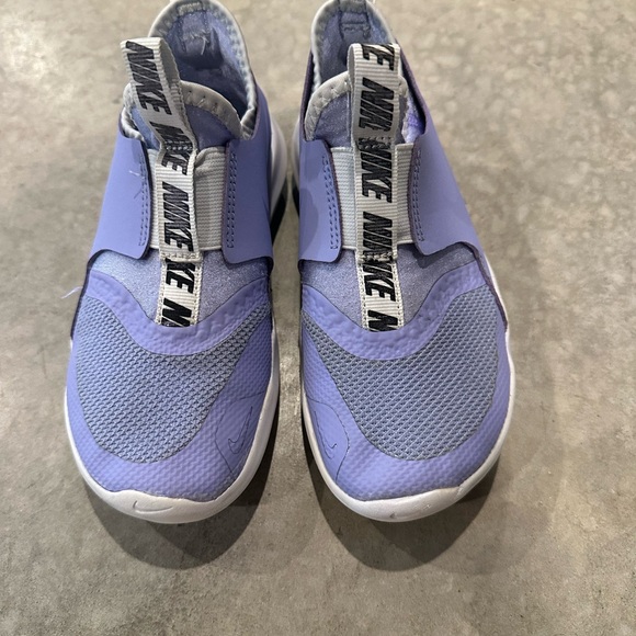 Girls Nike flex size 13 - Picture 3 of 5